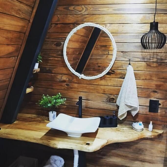 木屋 Romantica Com Hidromassagem Prox Ao Centro. Nova Petropolis